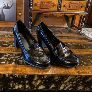 Jones New York Glossy Black Loafers